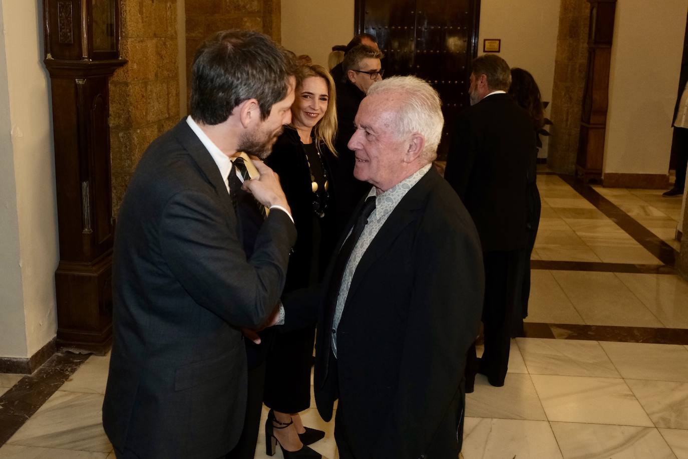 Fotos: Recepción de Ernest Urtasun a los galardonados con las Medallas al Mérito de Bellas Artes 2022