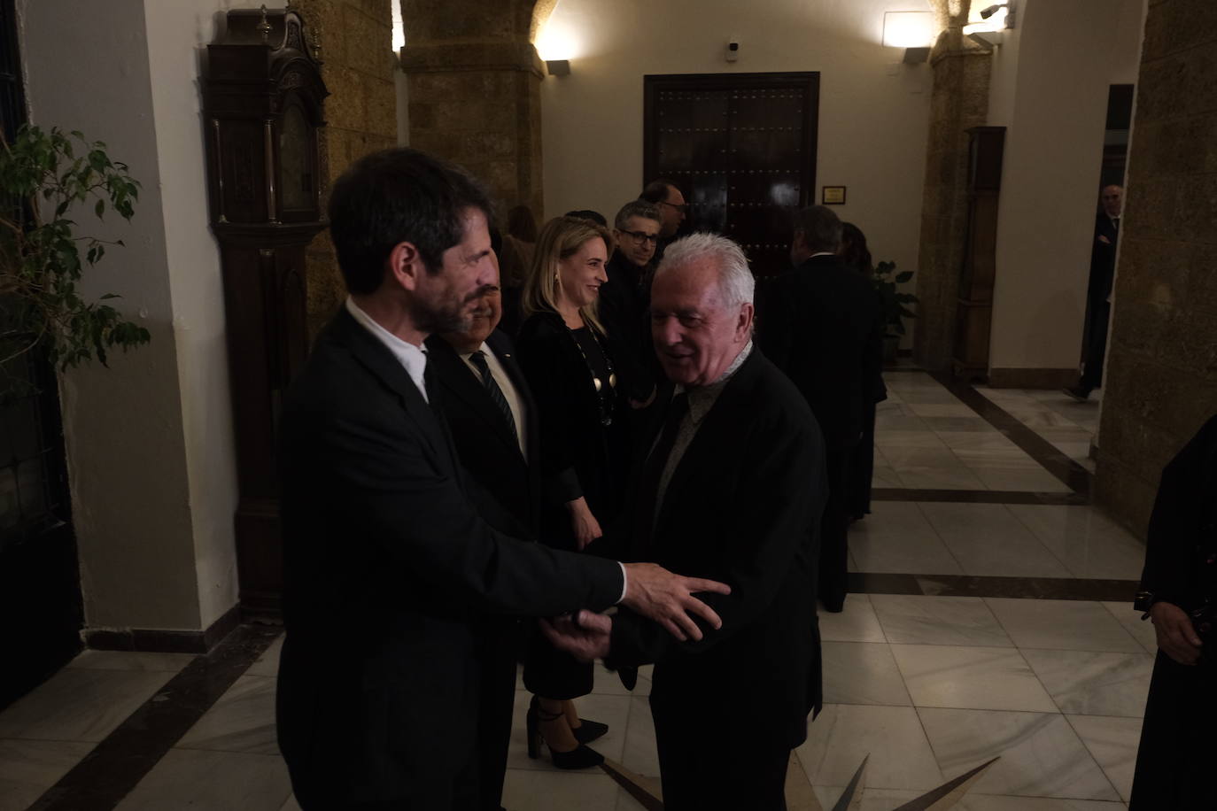 Fotos: Recepción de Ernest Urtasun a los galardonados con las Medallas al Mérito de Bellas Artes 2022