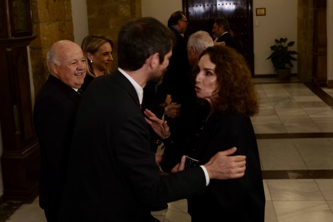 Fotos: Recepción de Ernest Urtasun a los galardonados con las Medallas al Mérito de Bellas Artes 2022