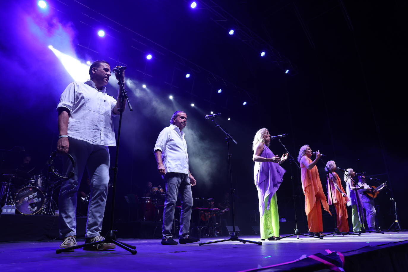 Fotos: Siempre Así ofrece sus canciones más emblemáticas en El Puerto