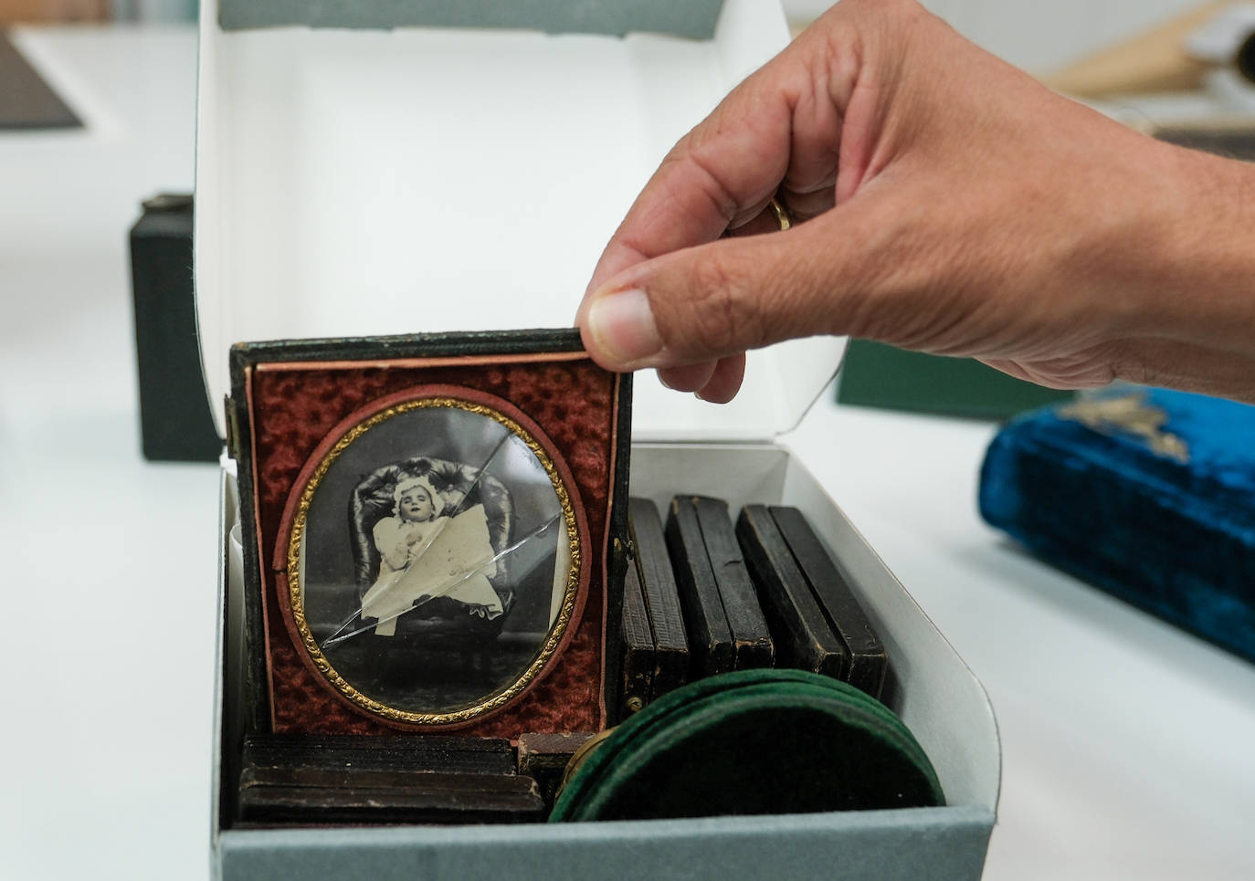 Fotos: La colección donada por Rafael Garófano al Archivo Histórico Provincial de Cádiz
