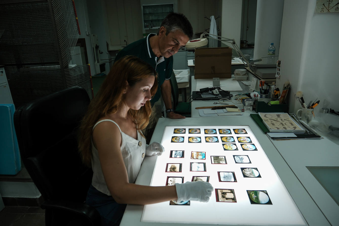 Fotos: La colección donada por Rafael Garófano al Archivo Histórico Provincial de Cádiz