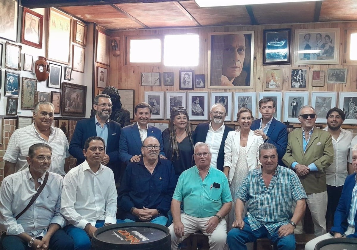 Una treintena de artistas actuarán en las 47 peñas flamencas de Cádiz dentro del Circuito Andaluz de Peñas