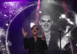 Marc Anthony sigue la estela de JLo en Cádiz