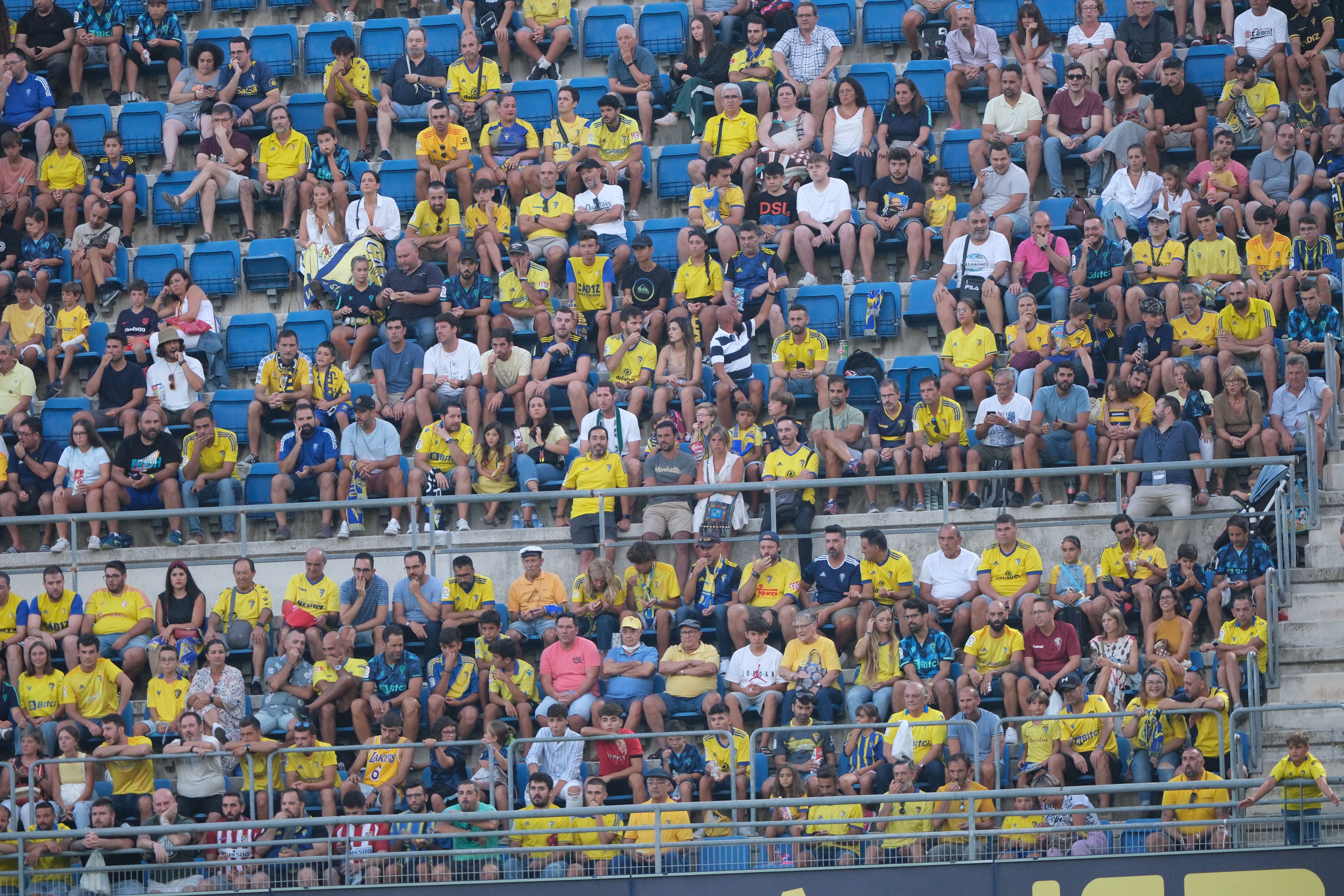 ¿Has estado en el Trofeo Carranza? Búscate en las gradas