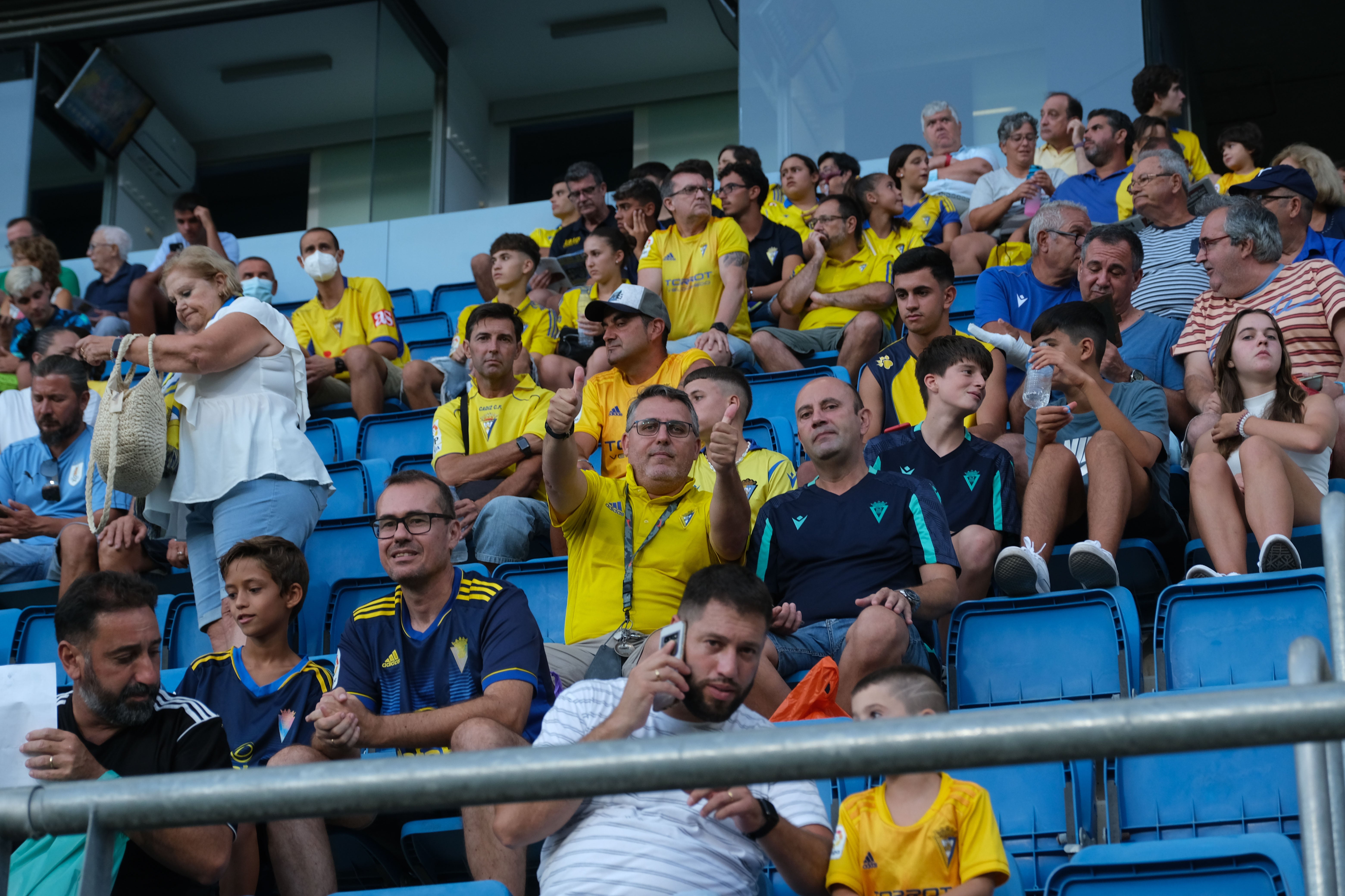 ¿Has estado en el Trofeo Carranza? Búscate en las gradas