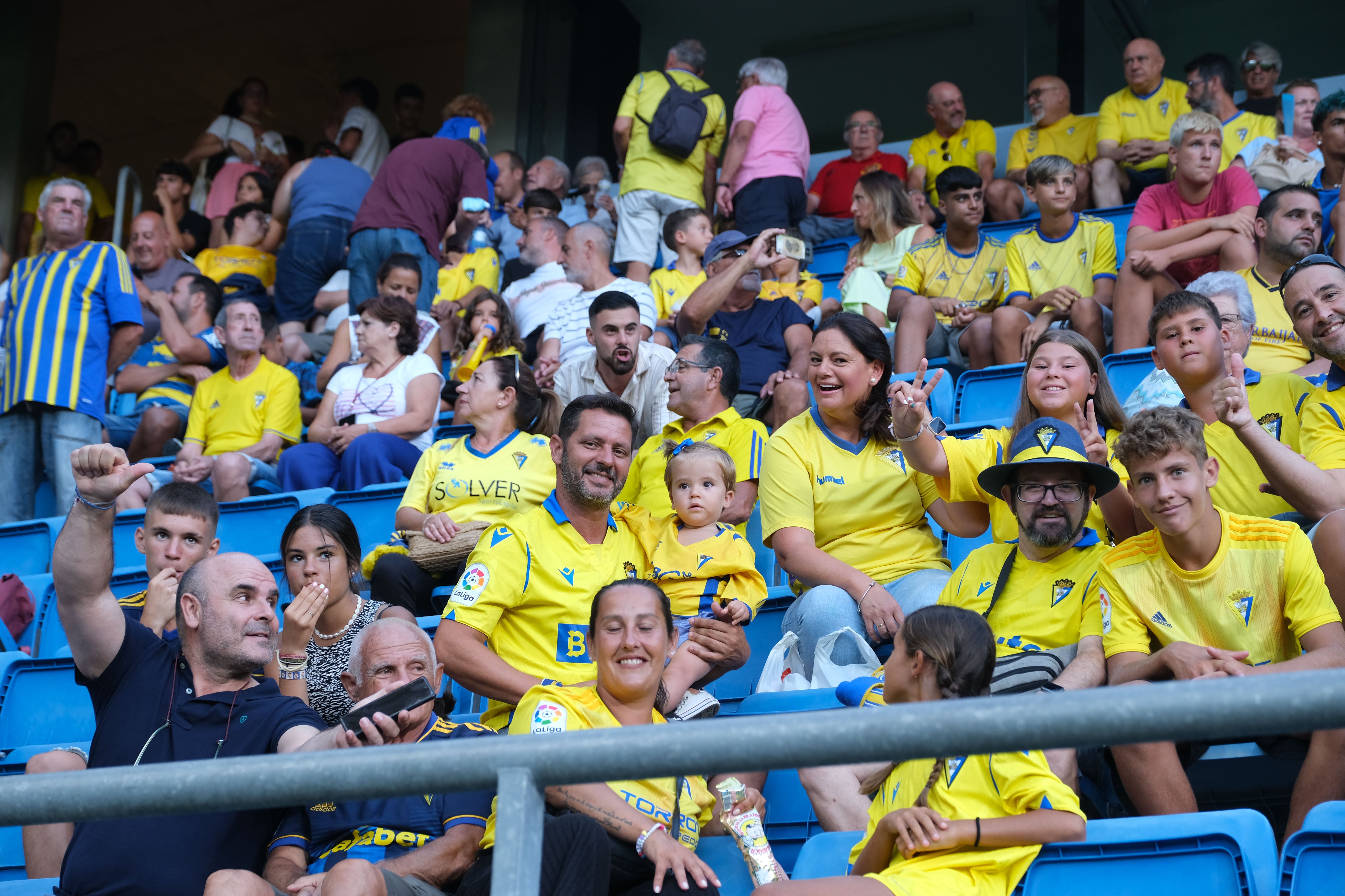 ¿Has estado en el Trofeo Carranza? Búscate en las gradas