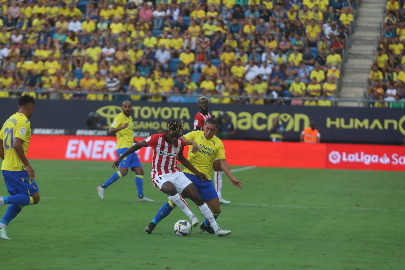 Las imágenes del partido Cádiz CF-Athletic de Bilbao en Carranza