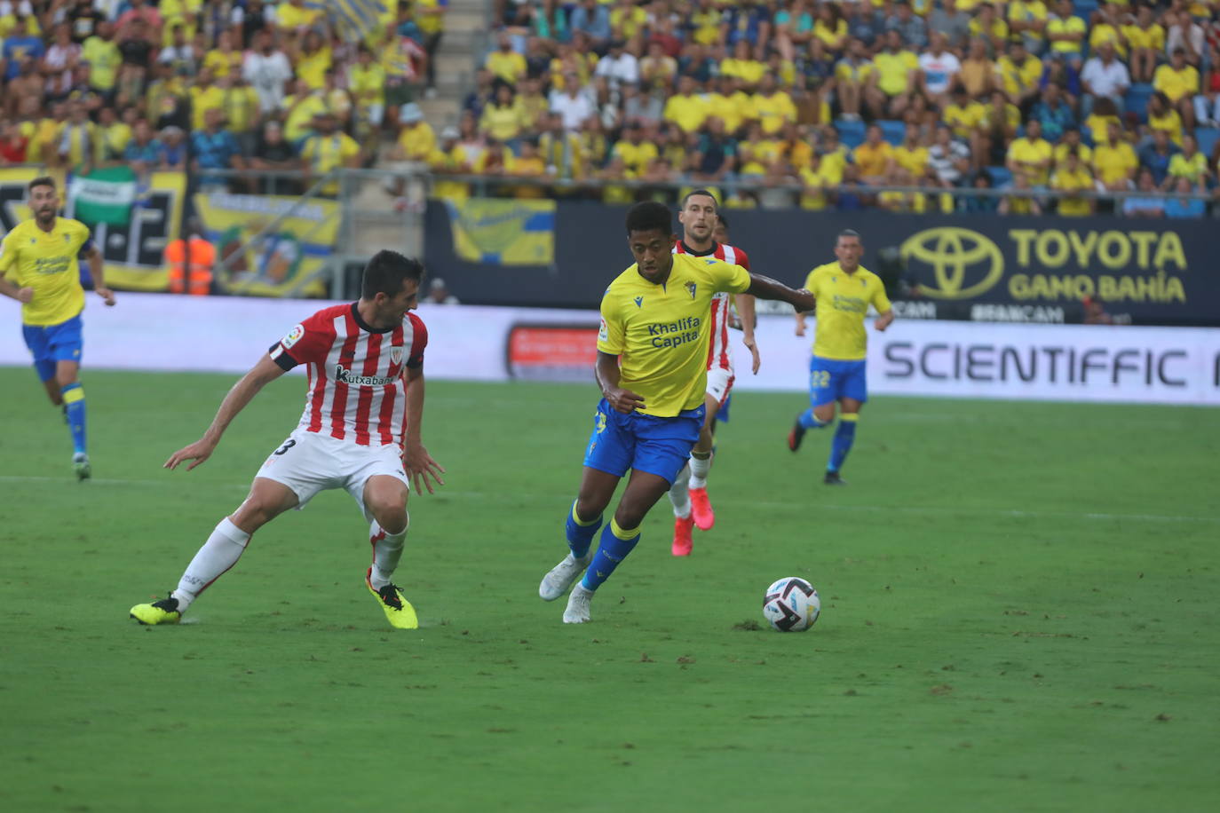 Las imágenes del partido Cádiz CF-Athletic de Bilbao en Carranza