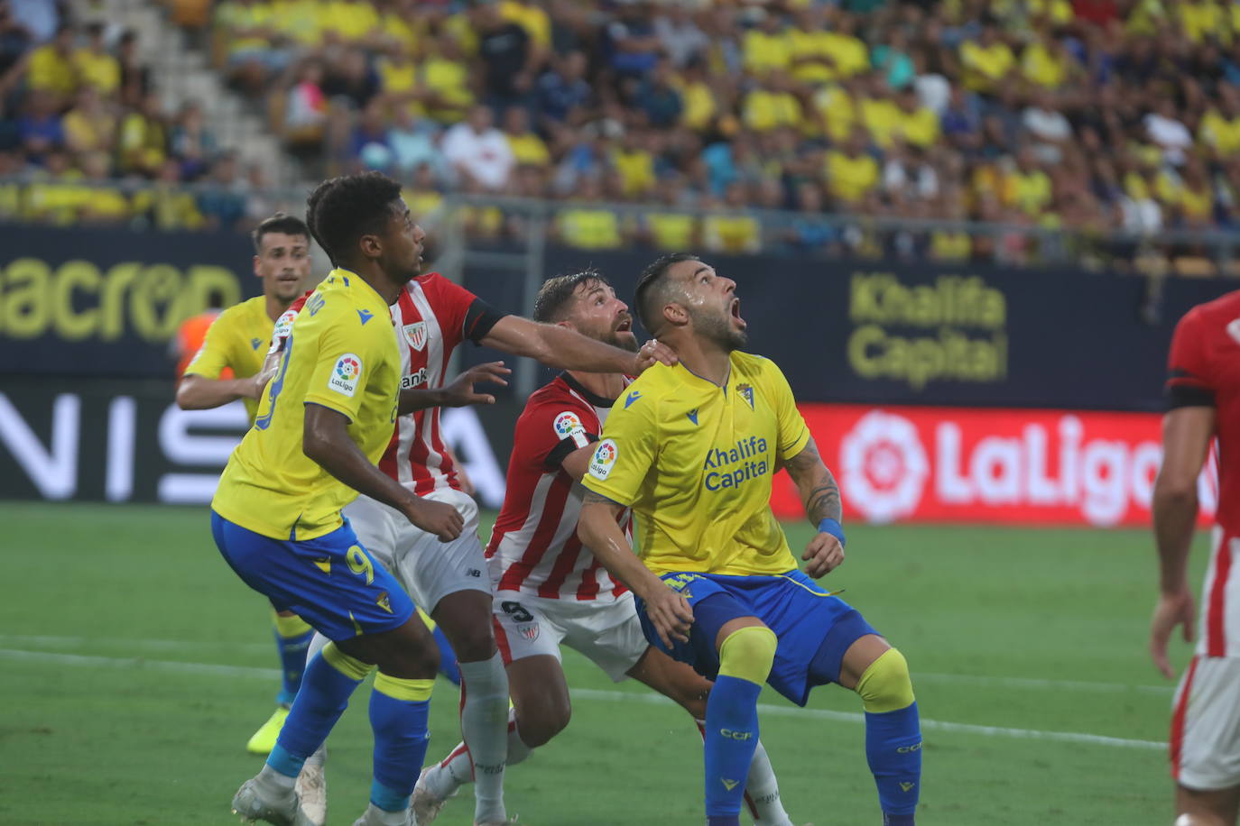 Las imágenes del partido Cádiz CF-Athletic de Bilbao en Carranza