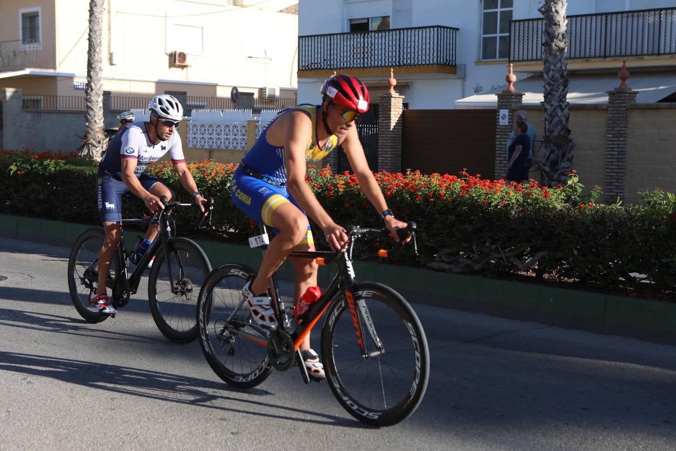 Búscate en el XXV Triatlón Villa de Rota 2022