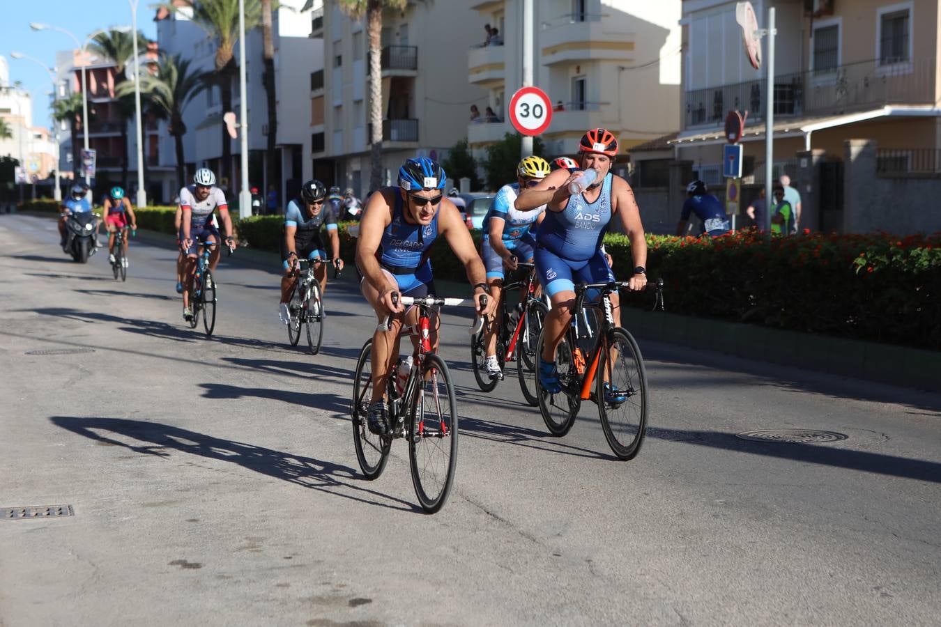 Búscate en el XXV Triatlón Villa de Rota 2022