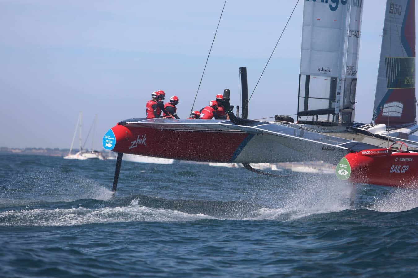 Disfruta de las mejores imágenes del primer día de SailGP en Cádiz