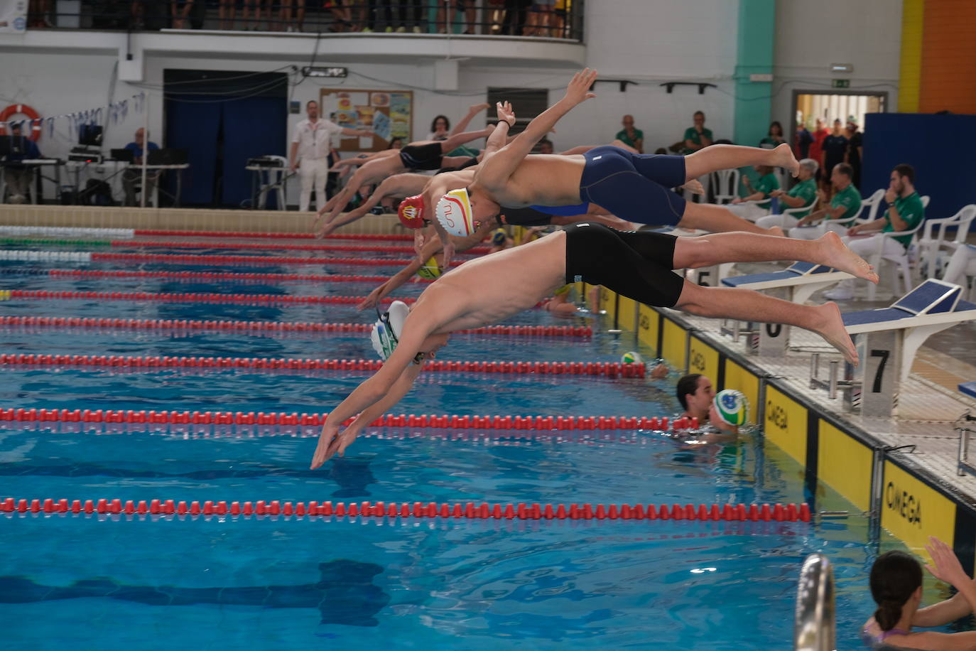 Fotos: Ambiente de gala en el campeonato andaluz de natación que se celebra en Cádiz