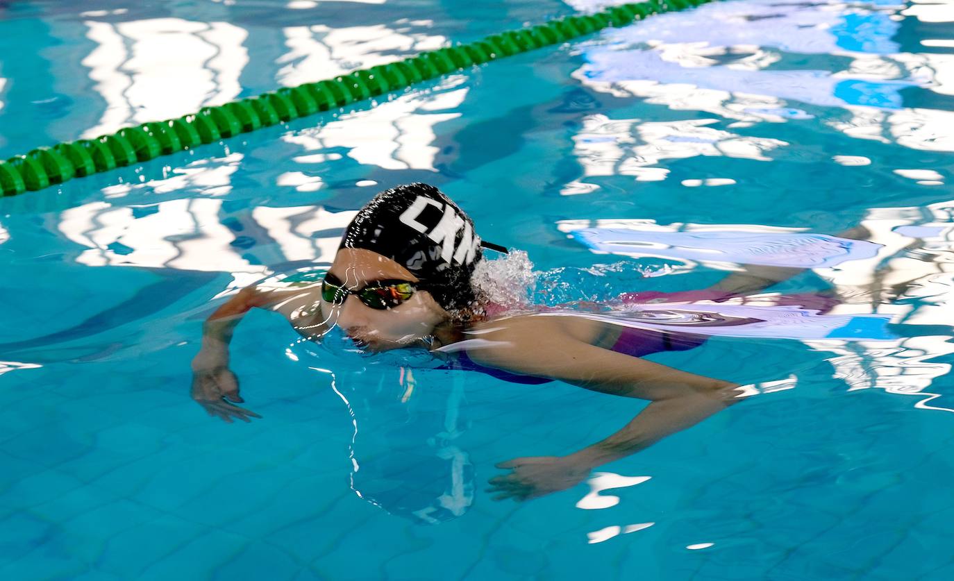 Fotos: Ambiente de gala en el campeonato andaluz de natación que se celebra en Cádiz