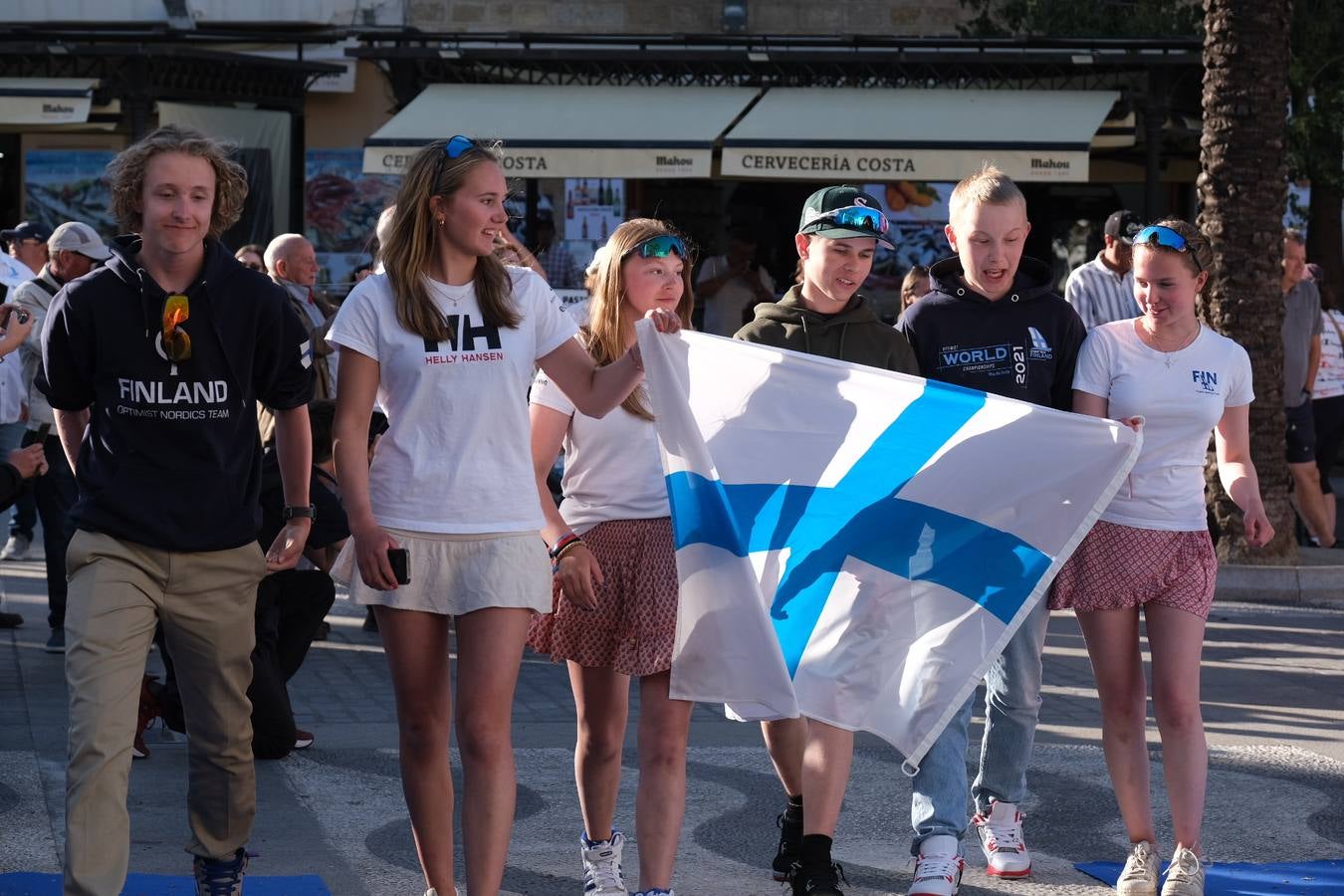 Fotos: Desfile de banderas del Campeonato de Europa de ILCA 4