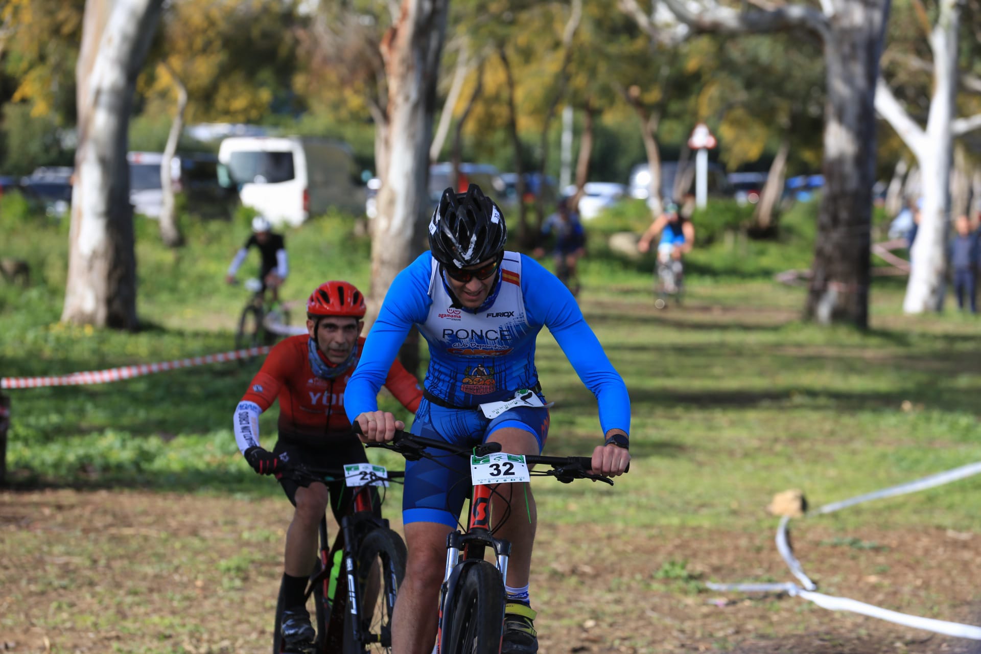 Fotos: Más de 120 duatletas en la I Duatlón Cros Villa de Puerto Real
