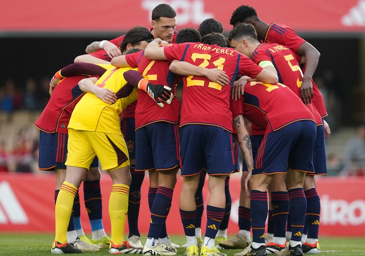 La selección española Sub 21 perdió en Jerez ante Eslovaquia (0-2).