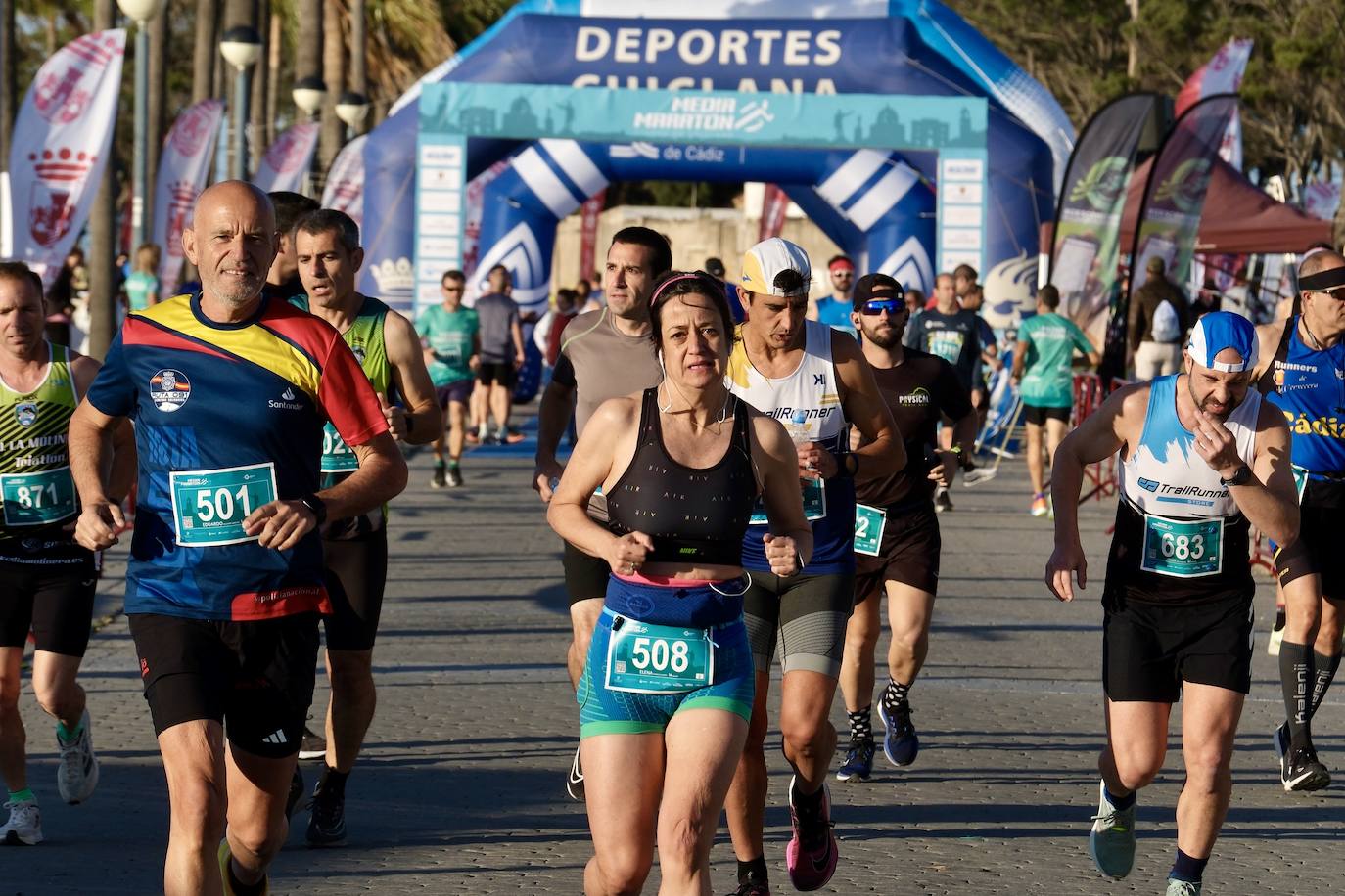 Fotos: Primera edición de la Media Maratón Ciudad de Chiclana