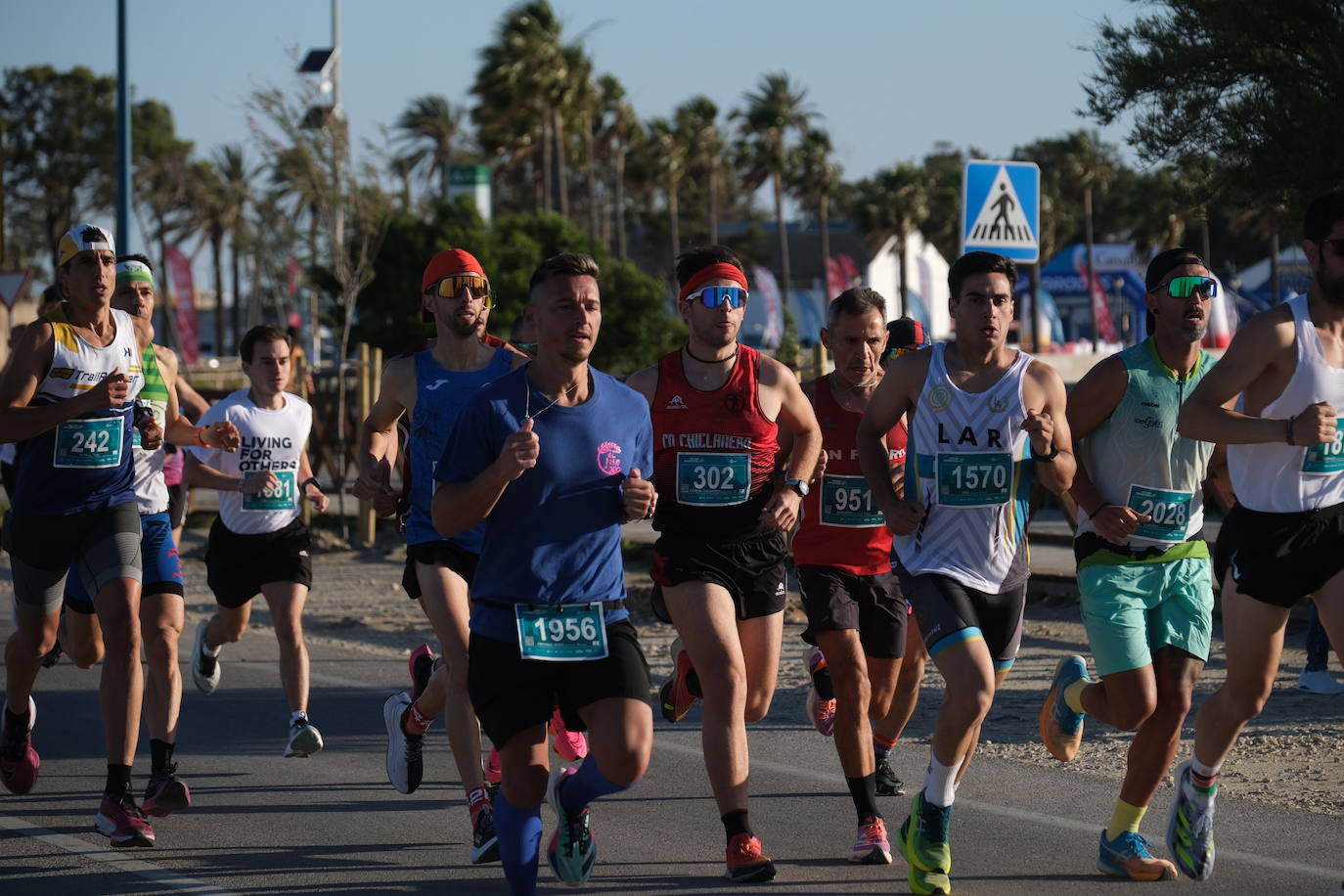 Fotos: Primera edición de la Media Maratón Ciudad de Chiclana
