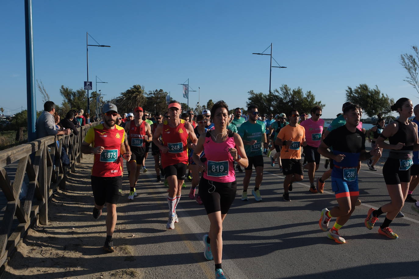 Fotos: Primera edición de la Media Maratón Ciudad de Chiclana