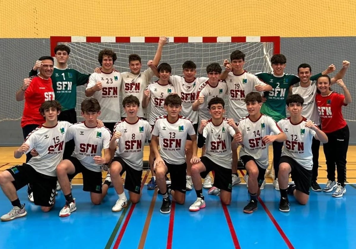 El equipo cadete masculino de balonmano de San Felipe Neri.