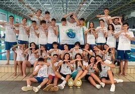 El Club Natación Mairena brilla en Cádiz