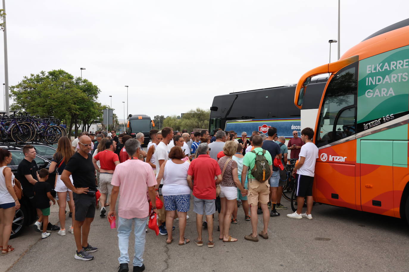 La salida de la sexta etapa de La Vuelta en imágenes