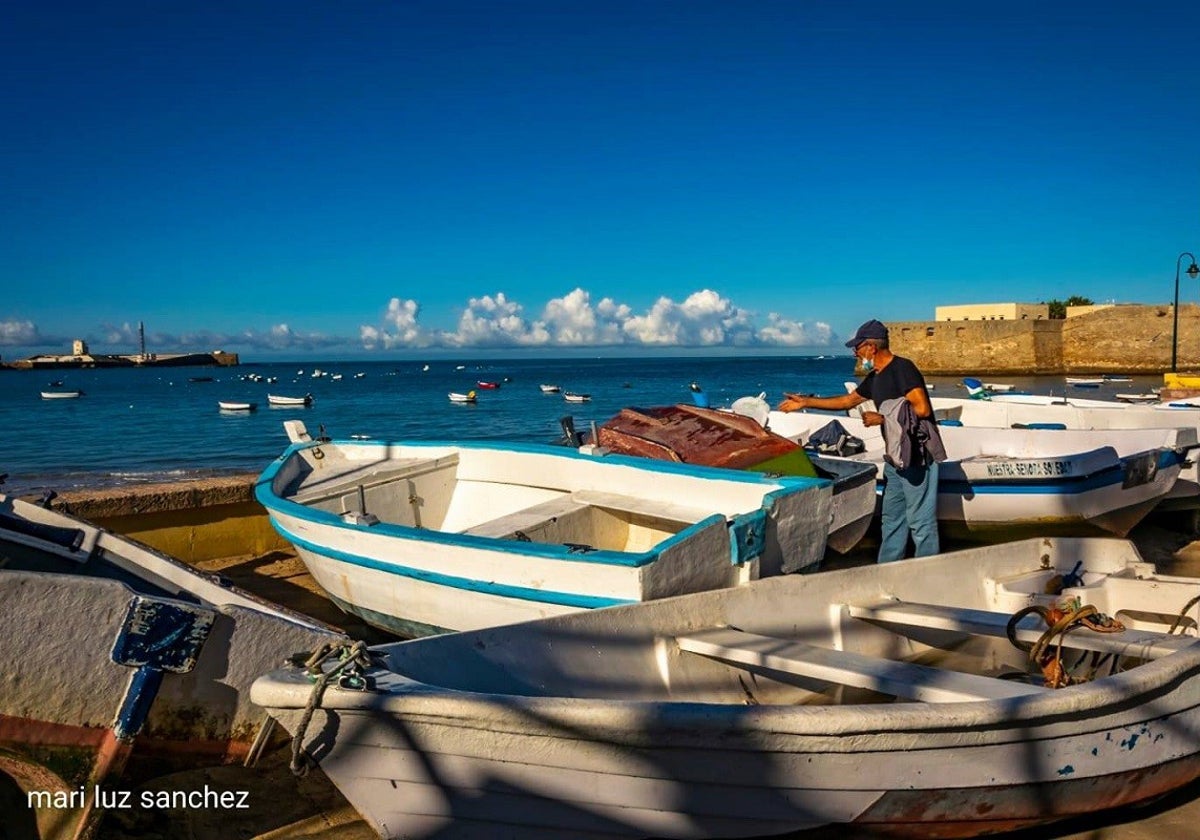 El Club Marítimo La Caleta organiza el campeonato.