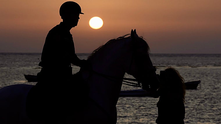El primer ciclo de las carreras de caballos de Sanlúcar de Barrameda fue un auténtico éxito.