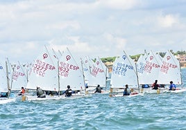 El X Trofeo de la Hispanidad celebra la década con regatistas baleares, canarios y andaluces, y de Portugal