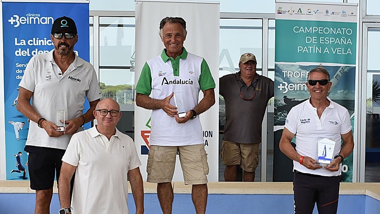 El gaditano José Vicente Climent vuelve a coronarse en Patín a Vela