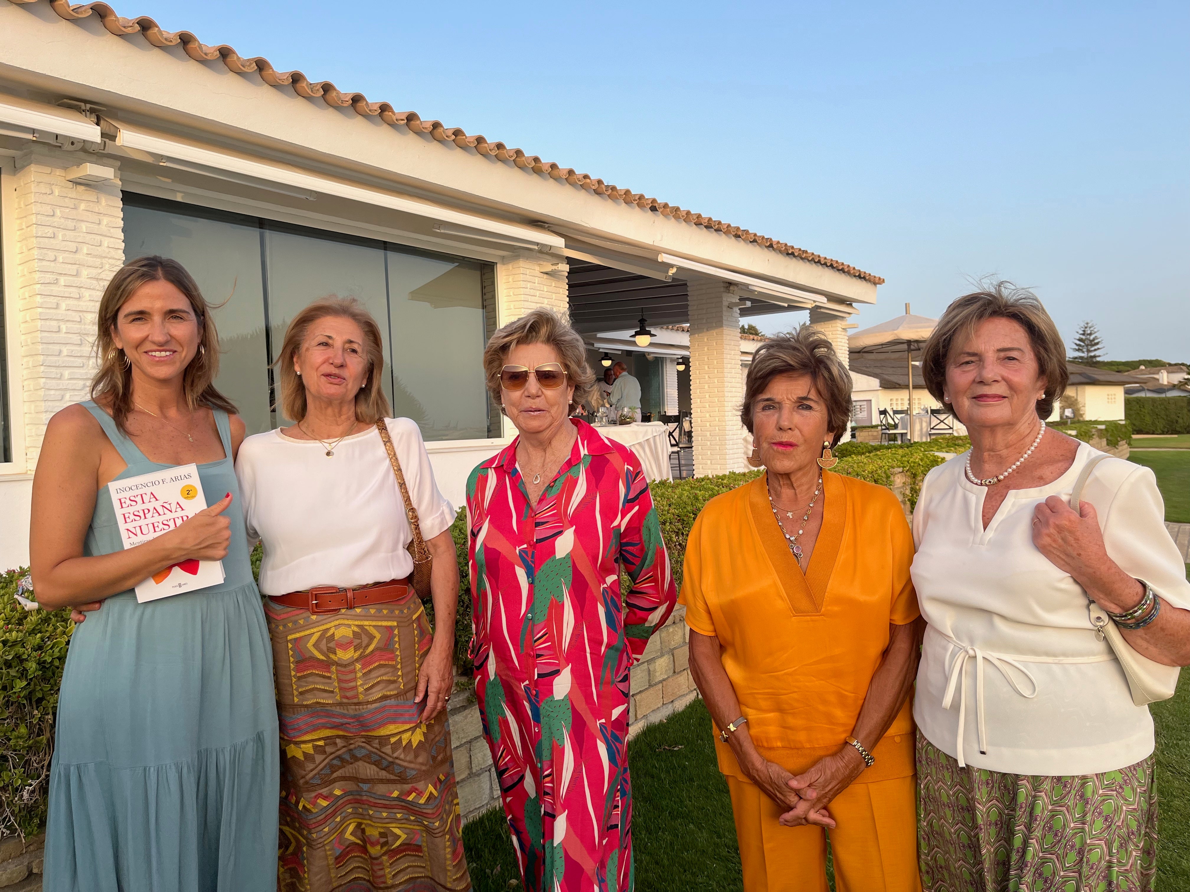 Almudena Cambas, Emi Fernández, Carmen Ribett, Mariti Llorente, María José Martín.