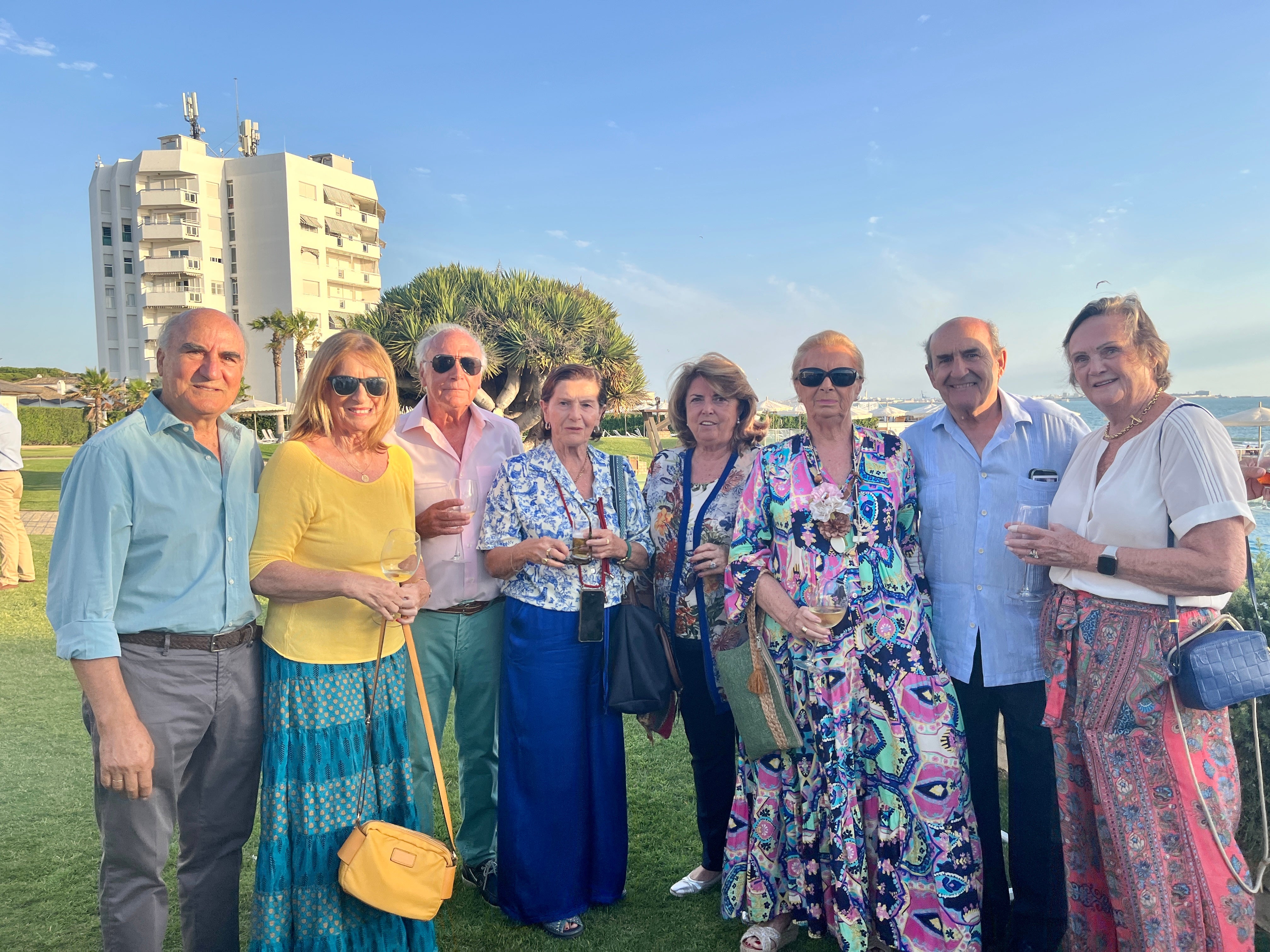 Ángel Moreno, Isabel Osborne, Fernando Delgado, Mamen Osborne, Carmen Luque, Pilar Osborne, José Ignacio Enrique y Rickey Van Kretschmar Van Veen.