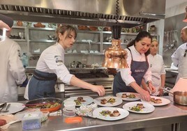 Ocho cocineros ponen en juego sus artes gastronómicas en Chef Sierra de Cádiz
