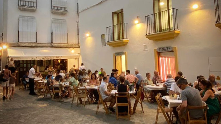 Dónde comer cerca de la erizada de Cádiz