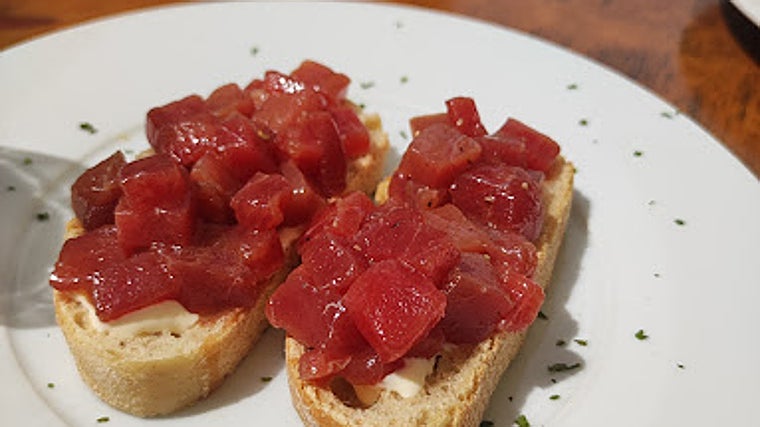 Tapa de atún en Almabrazo