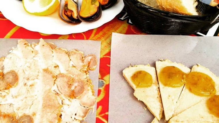 Chicharrones y queso de Casa Manteca, en Cádiz