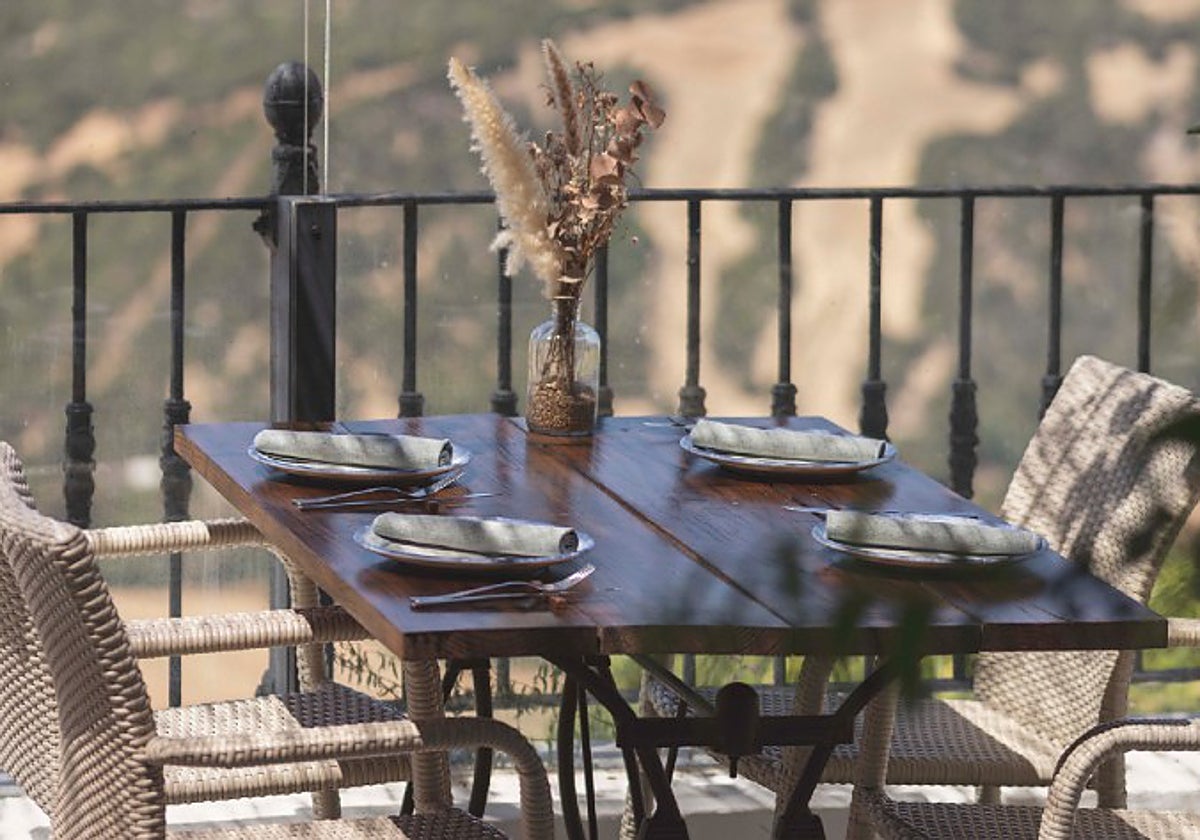 Terraza del restaurante Narea en Vejer de la Frontera (Cádiz)
