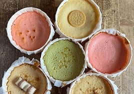 La Macarra, la pastelería de La Barrosa que arrasa con donuts XXL y cheesecakes de sabores únicos