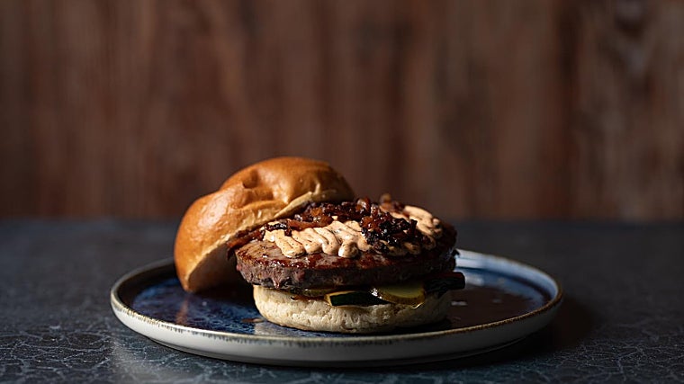 Una de las hamburguesas de La Maroma (Grazalema)