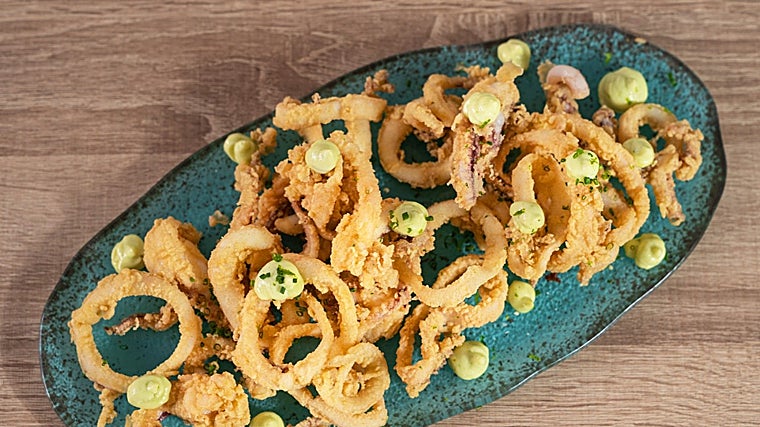 Calamares fritos en la Tarara Neotaberna de Olvera