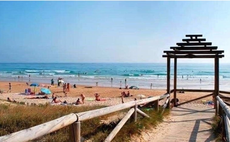 Chiclana y Conil lideran las pernoctaciones hoteleras en la provincia en el mes de junio