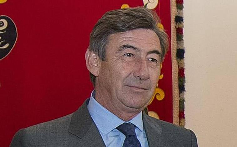 Santi León, de banquero a bodeguero pasando por la Maestranza