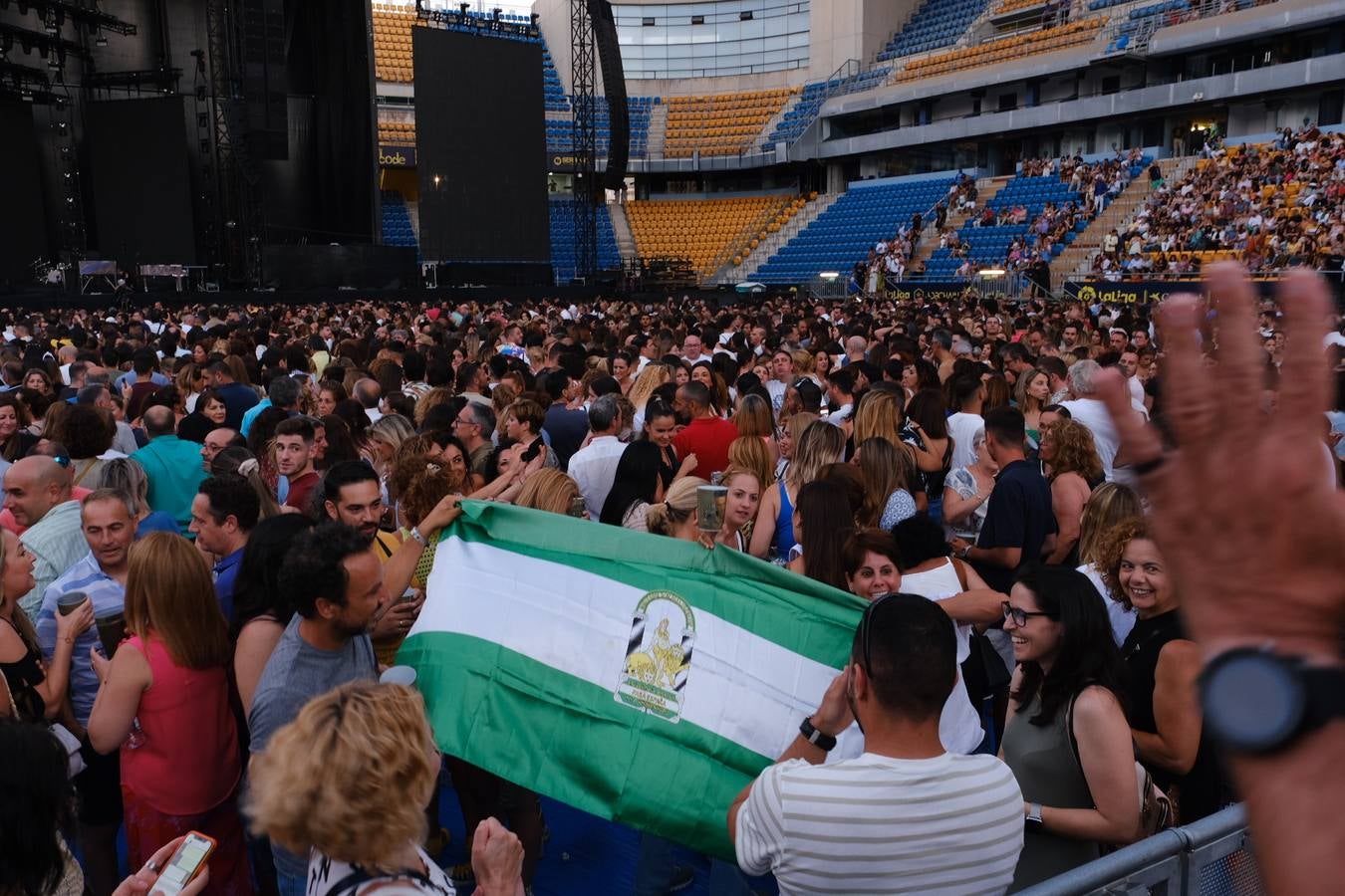 Concierto de Alejandro Sanz en Cádiz: Búscate en las gradas del estadio Carranza