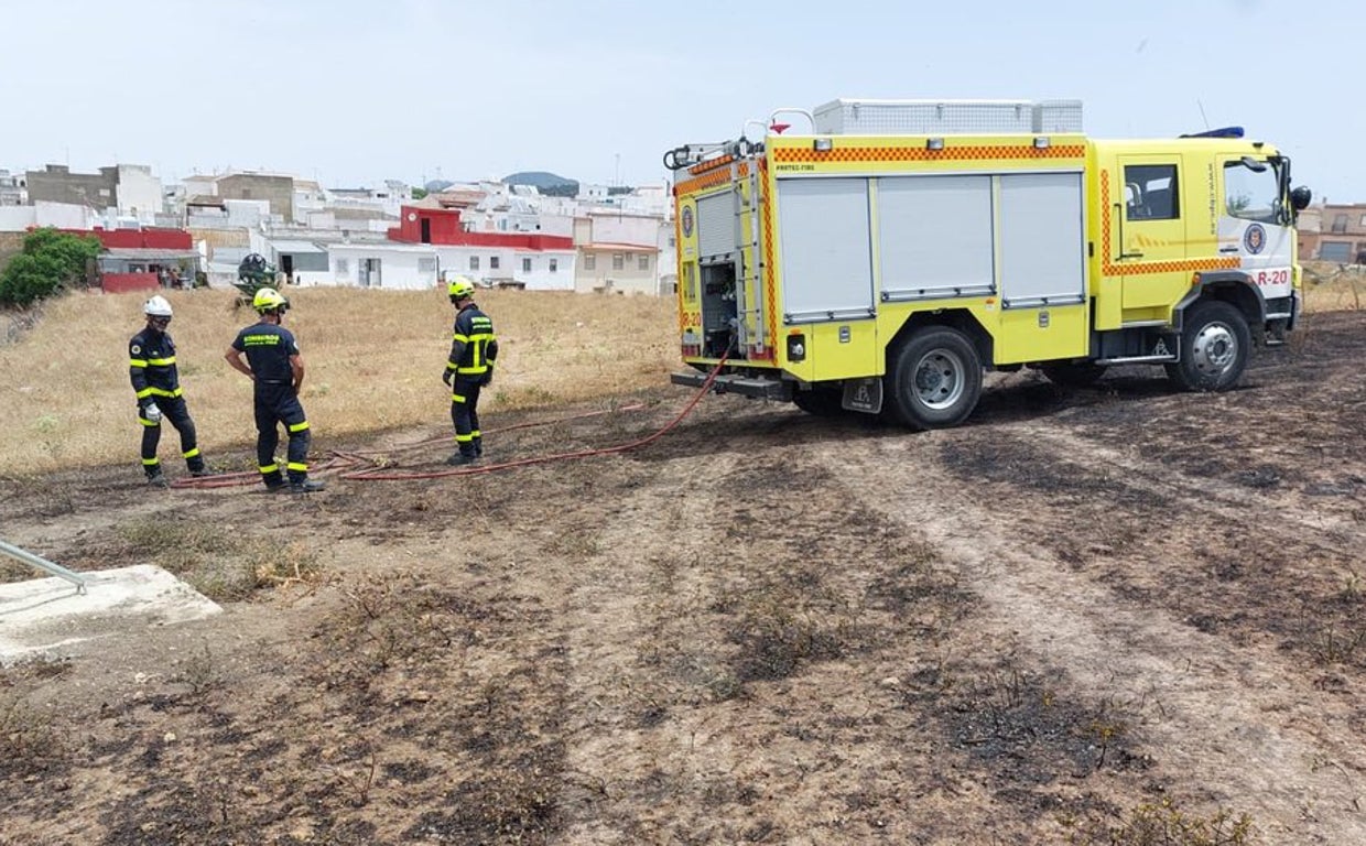 Arden 6 hectáreas de pasto en Paterna de Rivera