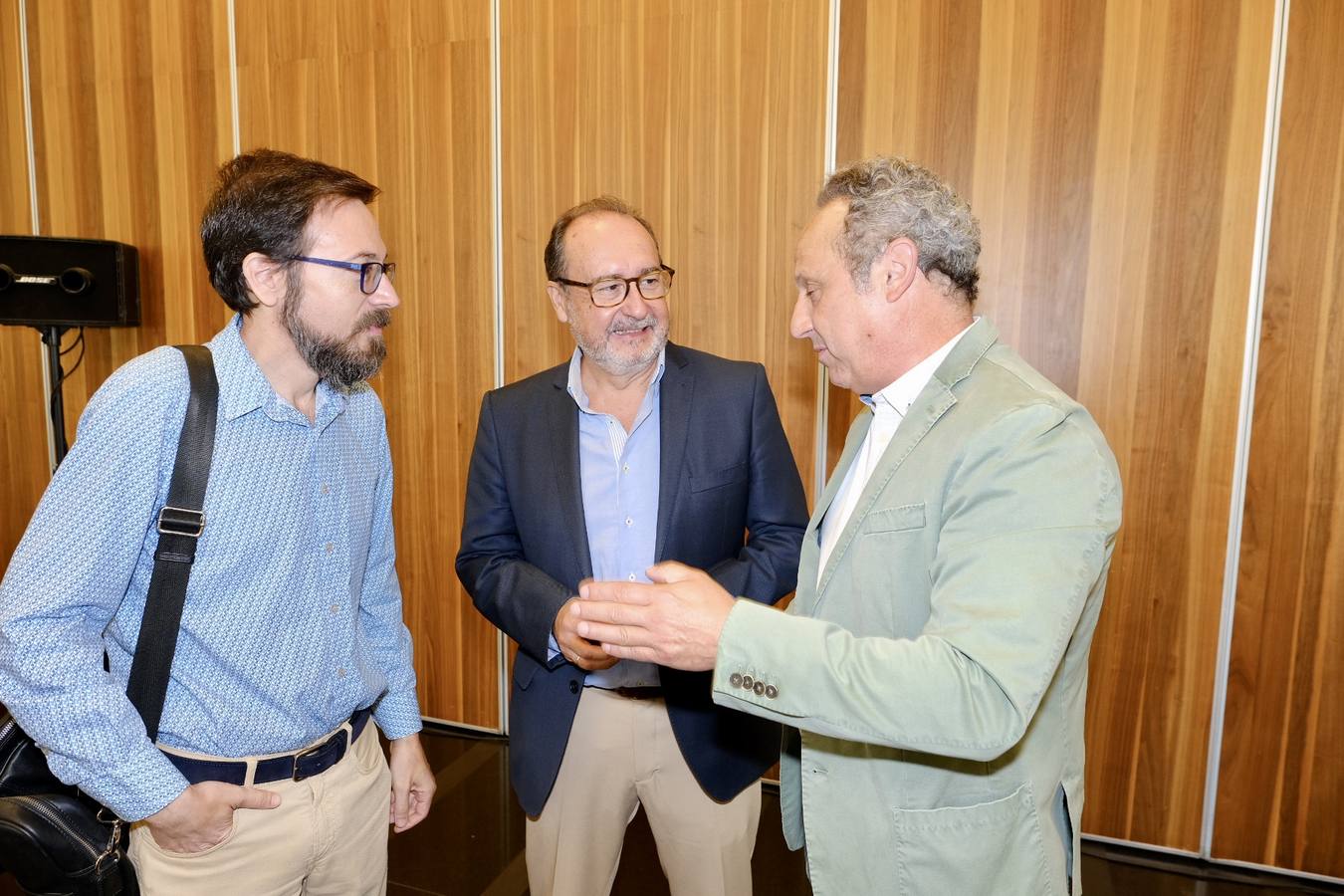 Fotos: Ambiente en la Mirada Económica de ABC y La Voz con Marta Crespo