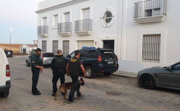 Intervenidas varias toneladas de hachís en una operación con 15 detenidos en Cádiz y Huelva