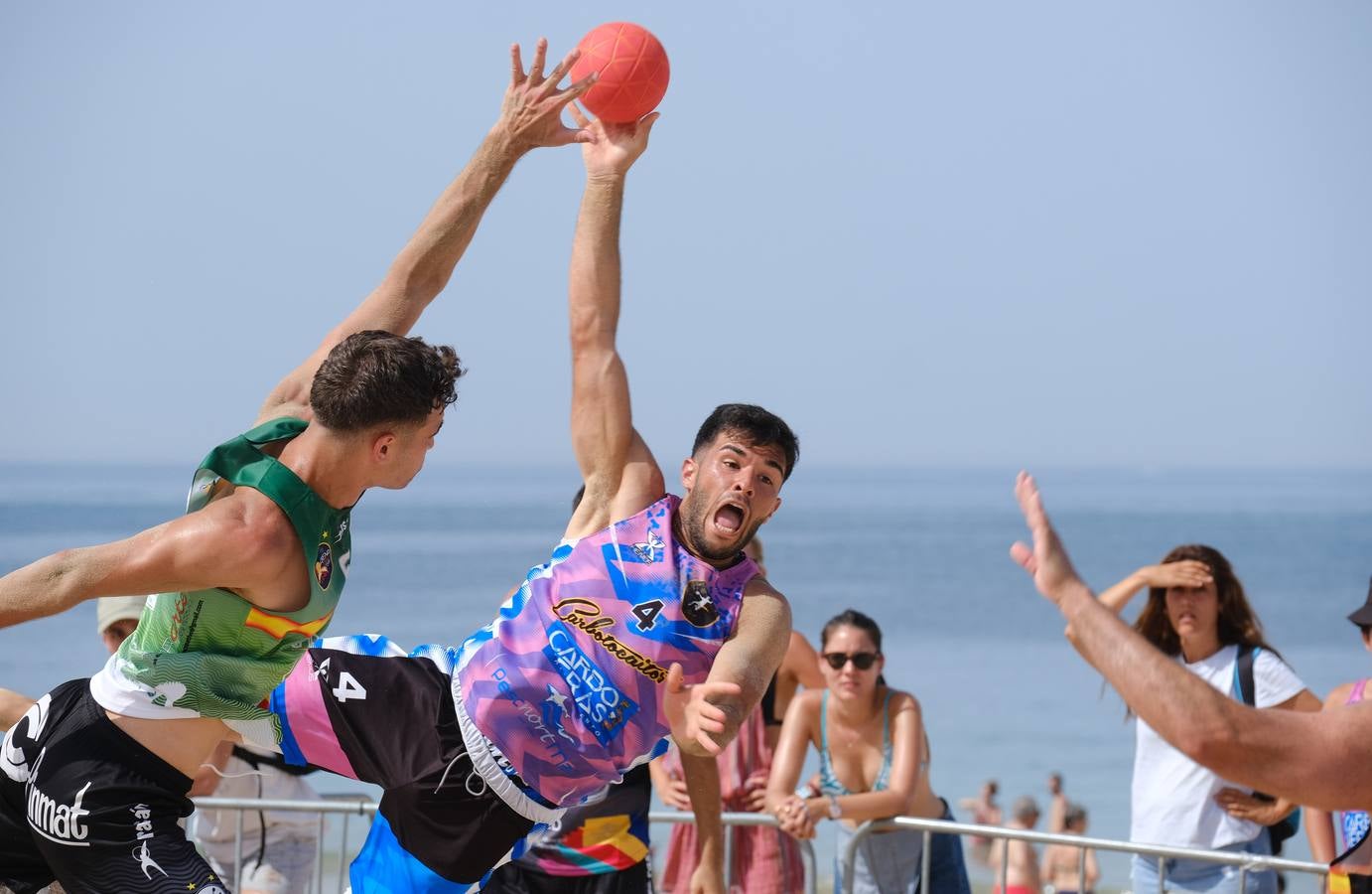 Cádiz acoge el Campeonato de Andalucía de Balonmano Playa