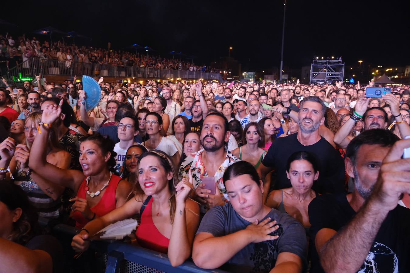 Casi 30.000 personas disfrutan del regreso del Festival No Sin Música de Cádiz